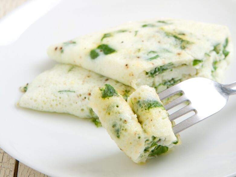 The classic protein omelet with herbs in the diet with eggs for weight loss